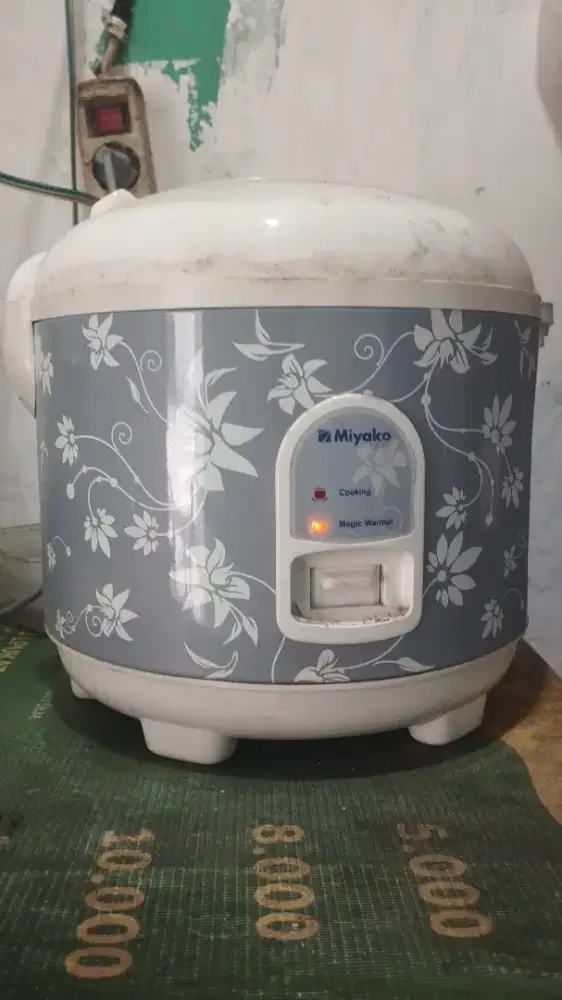 RICE COOKER MIYAKO