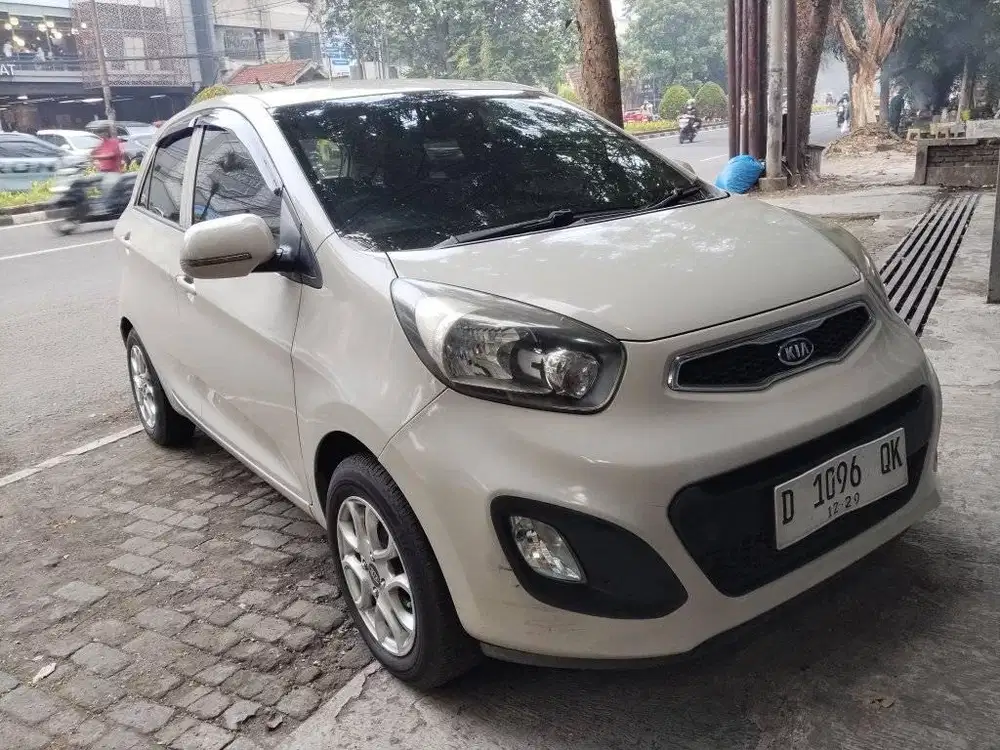 KIA Picanto SE 1.2 at 2012