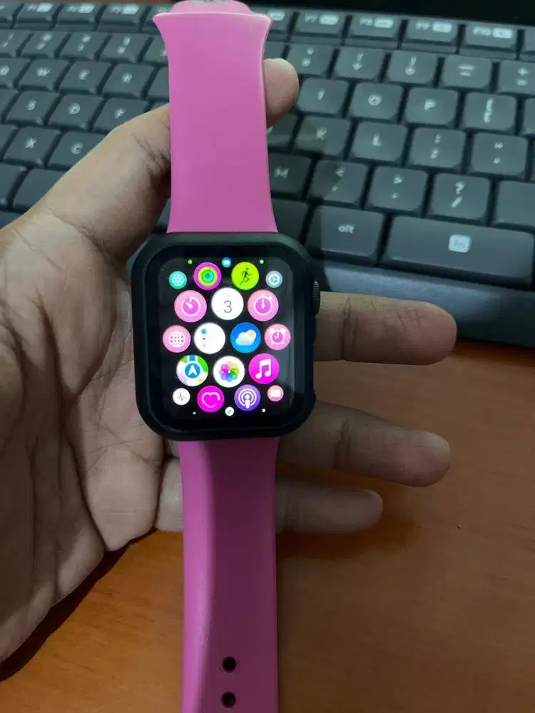Apple Watch Series 4 40mm Original - Siap COD Bandar Lampung