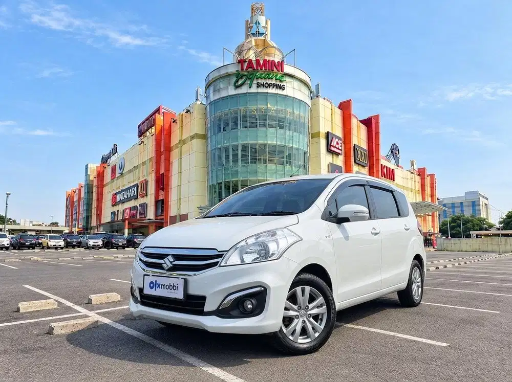 TDP RENDAH - Suzuki Ertiga 1.4 GX Bensin-AT 2018 Putih CSYAB