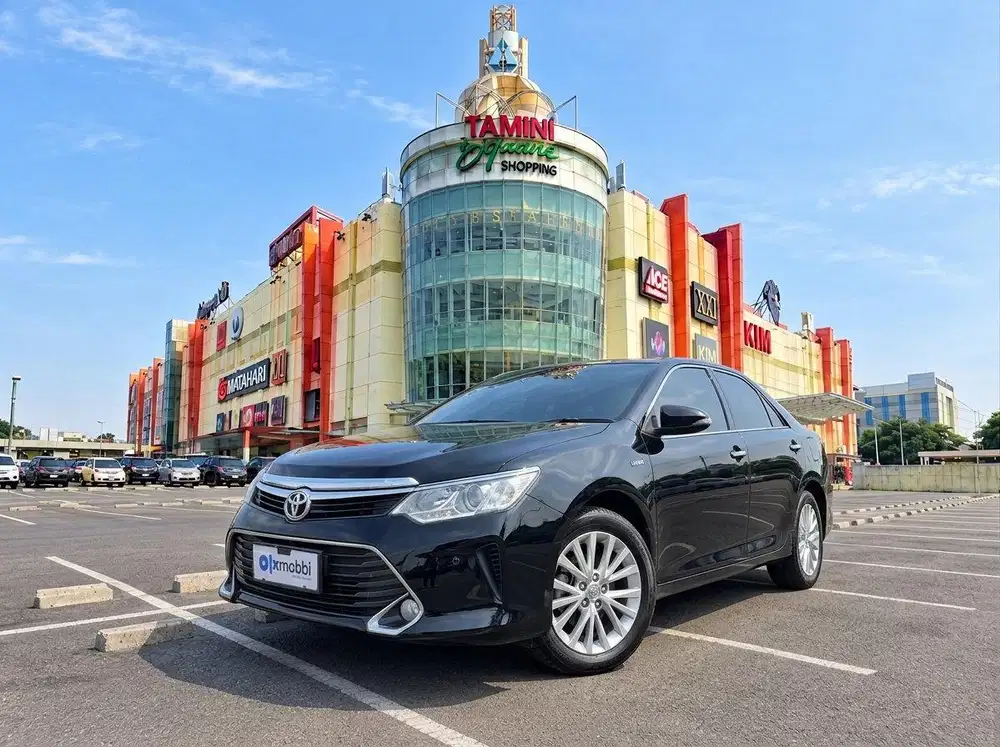 TDP RENDAH - Toyota Camry 2.5 V Bensin-AT 2017 Hitam C6OLB