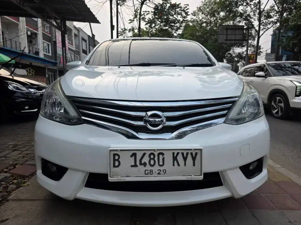 GRAND LIVINA XV AT 2014