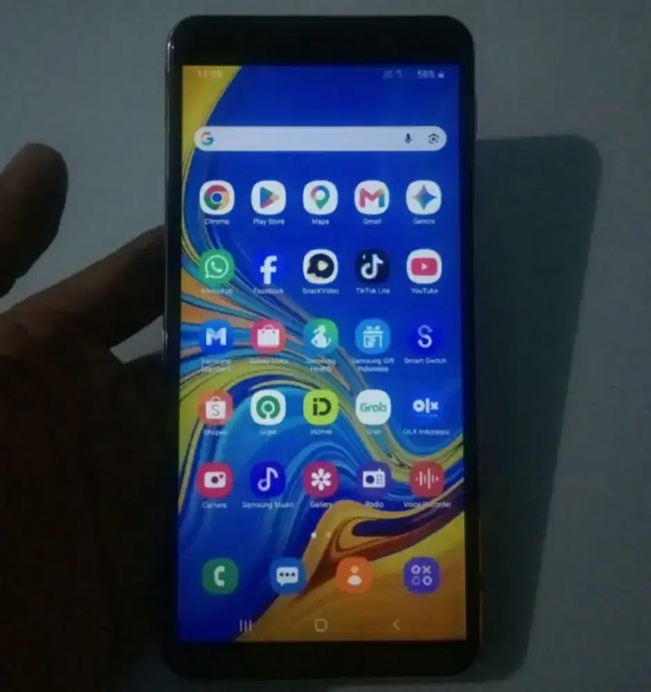 Samsung A7 2018 (NFC) (4/64) Mulus Bisa Tukar Tambah