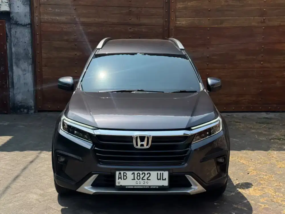 Honda BR-V Prestige 2023 Low KM Asli AB Pajak Panjang