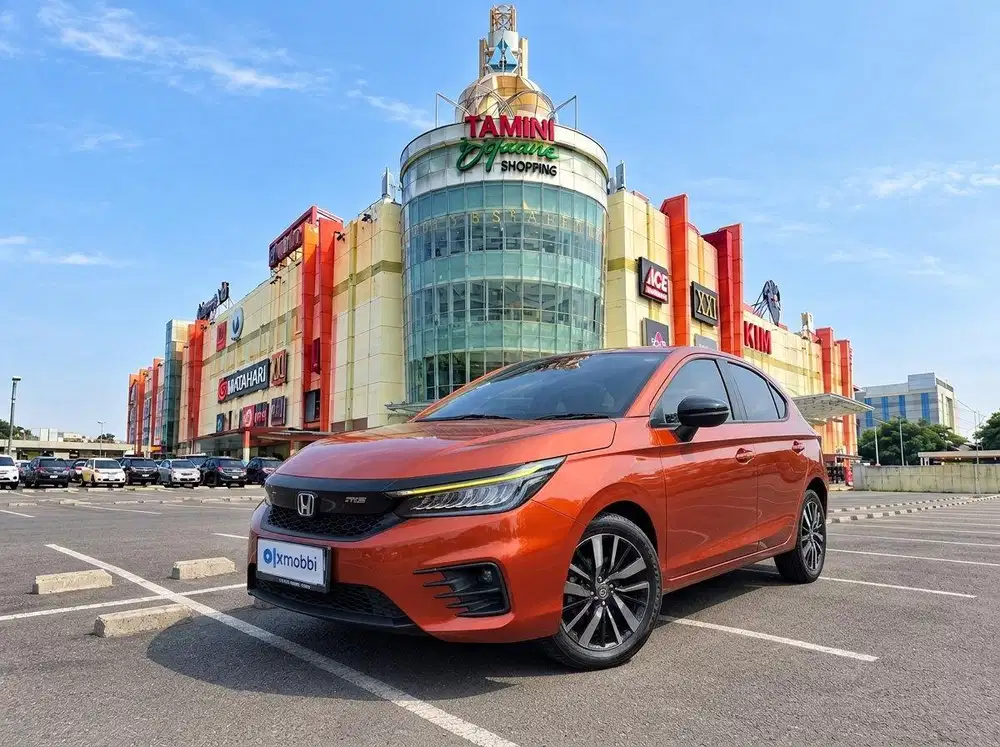 TDP RENDAH - Honda City 1.5 Hatchback RS Bensin-AT 2021 Orange CBRXB