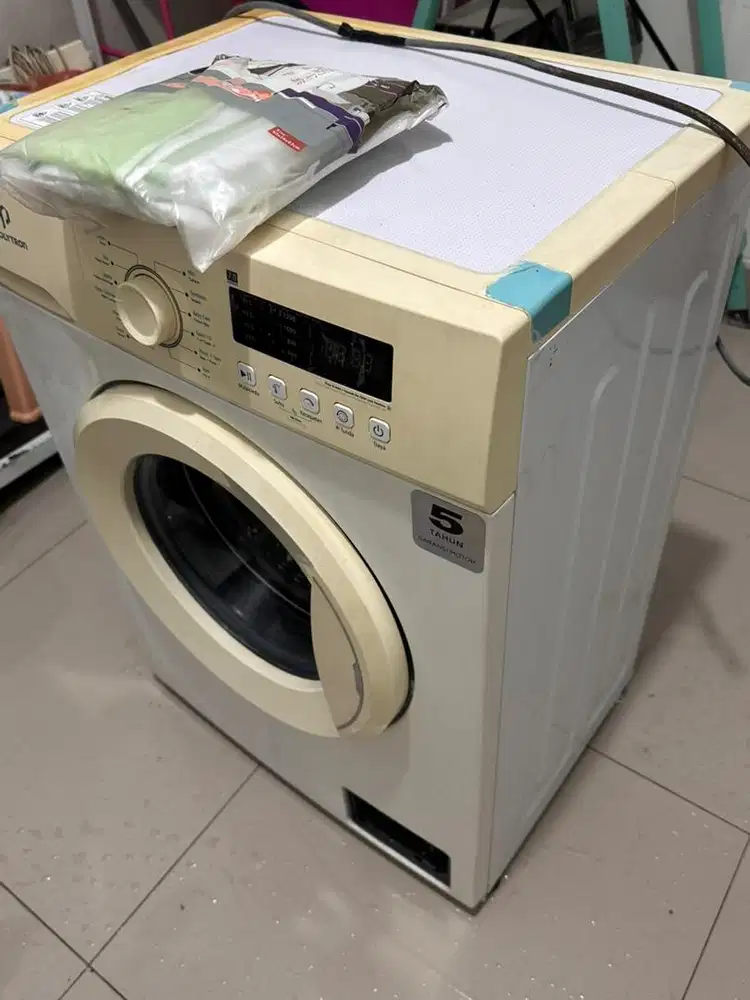 Mesin cuci POLYTRON PFL-7051