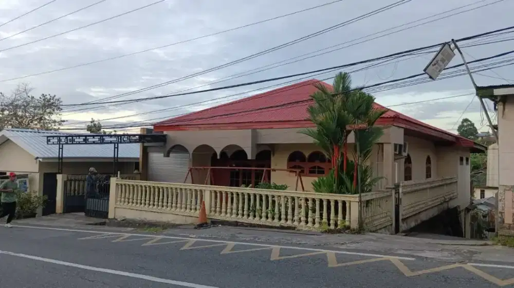 Dijual rumah dan tanah kebun