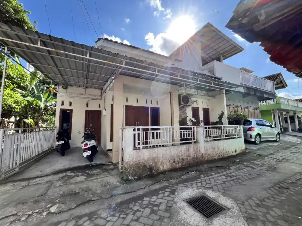 Dijual Segera Rumah Luas Strategis
