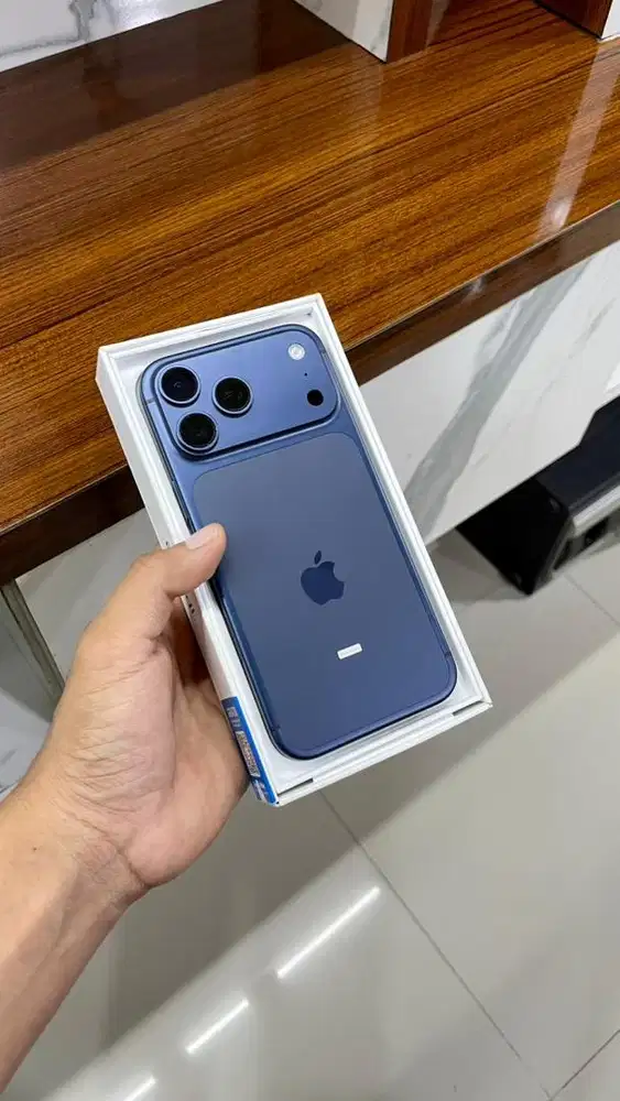 iPhone 17 Promax 256 gb ex iBox bh 100% garansi sampai Maret 2027