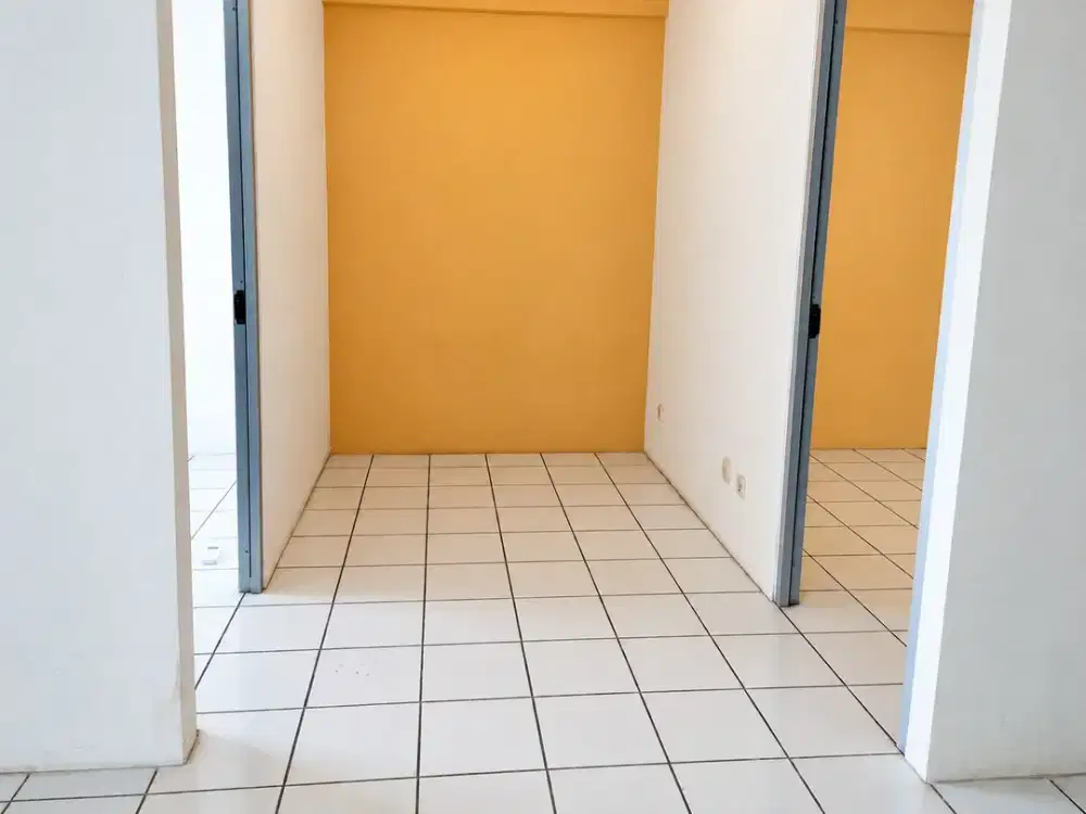 Disewakan Bulanan Murah Apartemen Pancoran Riverside 2BR Unfurnish Hook Pusat Kota Jakarta