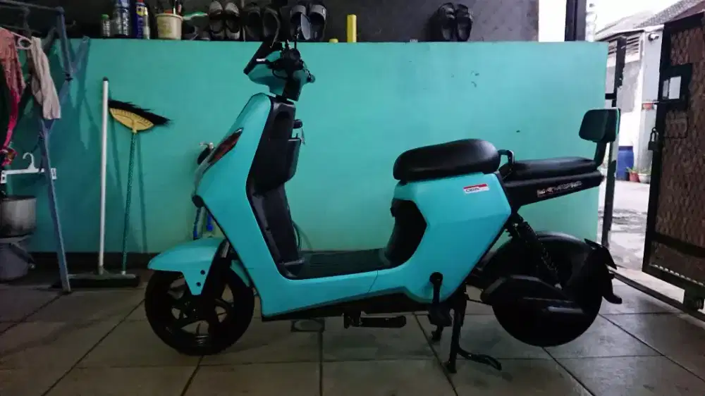 Sepeda listrik uwinfly d65