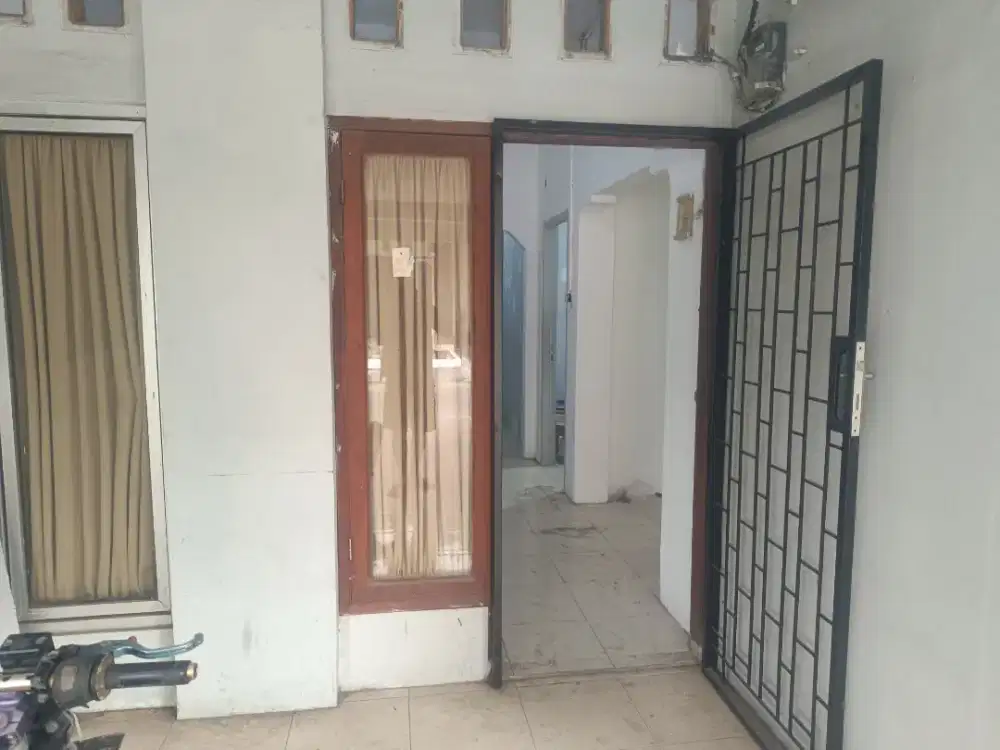 Disewakan Rumah Cluster  Serpong Garden 1 blok G no 2 rumah bagus aman
