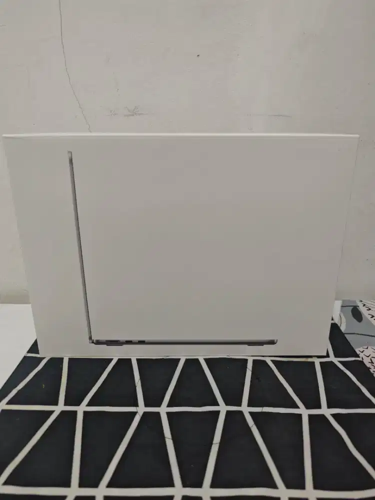 Macbook Air M3 15 inch 8 GB 512GB BNIB BARU SEGEL IBOX