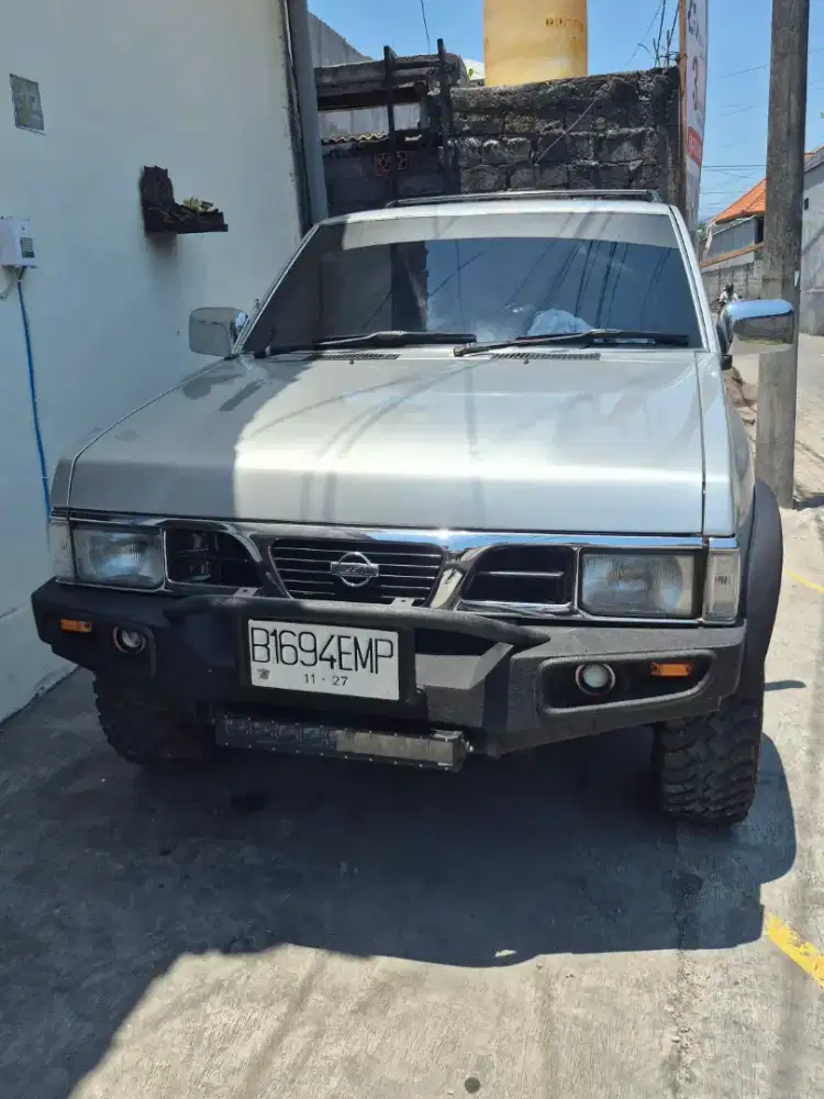 Nissan Terrano Grandroad 1999, ON