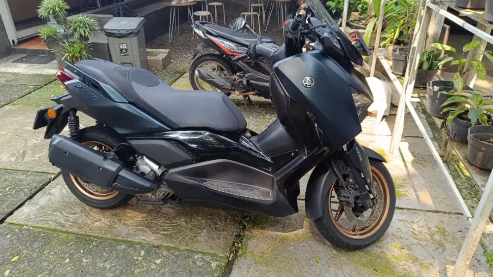 Xmax Connected 2023 low km