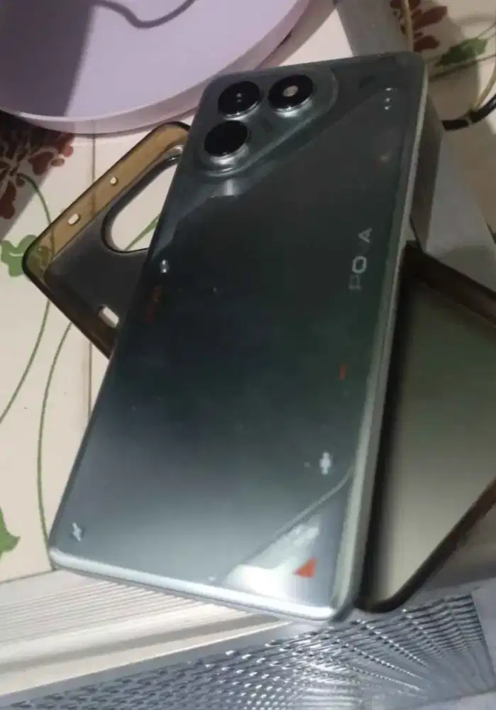 Tecno pova 7 8/256 4g