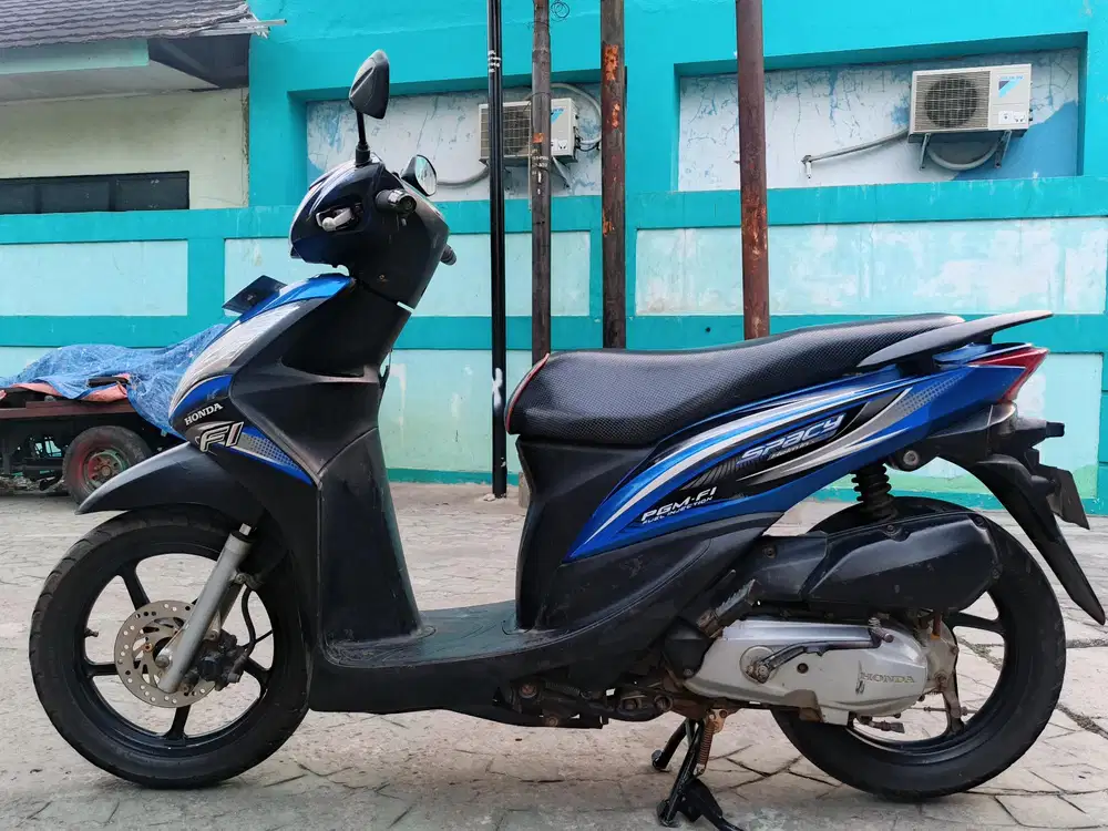Honda spacy FI 2013 stater tokcer halus mulus terawat