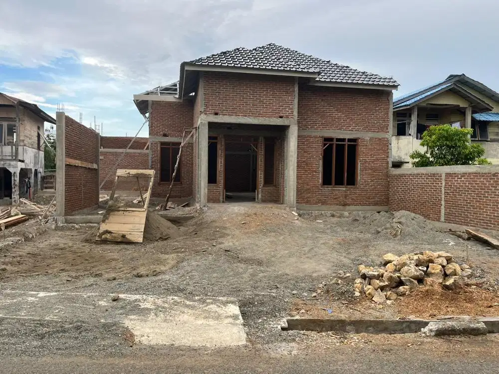 Rmh minimalis type 90/214.M.berjarak 50.M.dri jln utama cot lamkuweuh