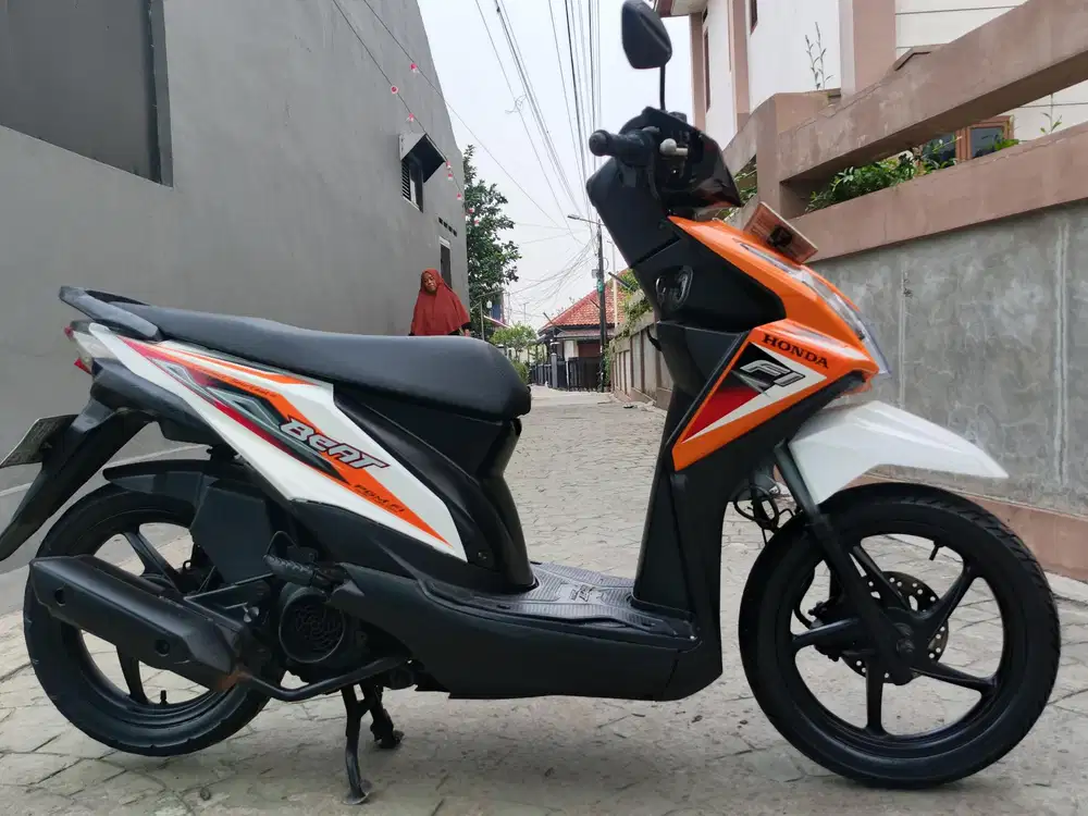 Honda beat FI  2014 stater tokcer halus mulus terawat