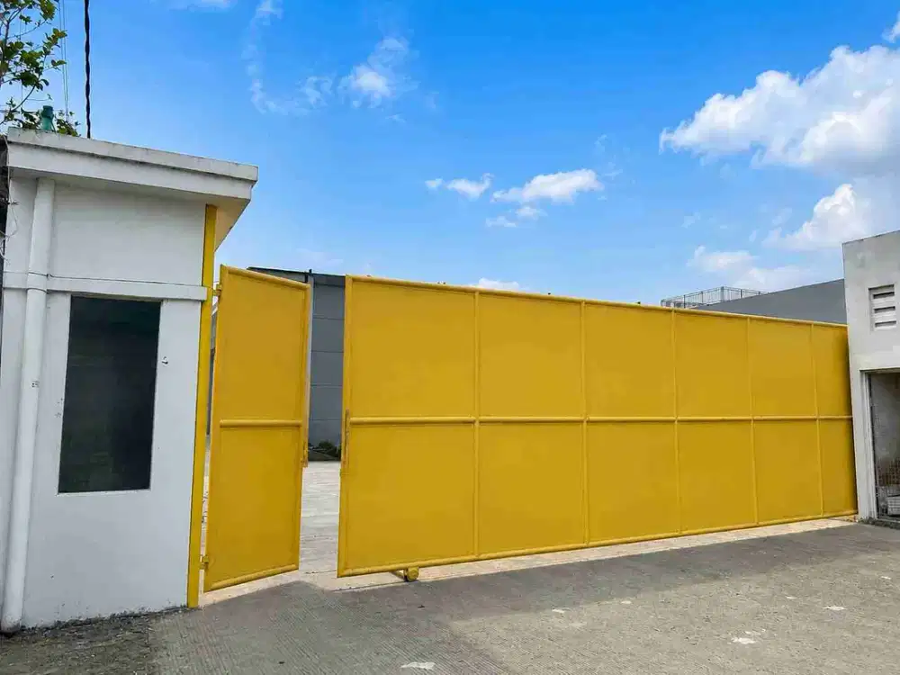 Disewakan Gudang Baru Luas 1350m2 – Akses Kontainer 40ft Ceiling Tinggi 7 Meter