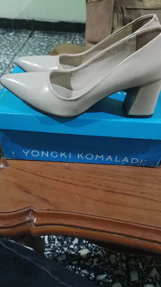 Sepatu brand original yongki komaladi size 39 ke 40