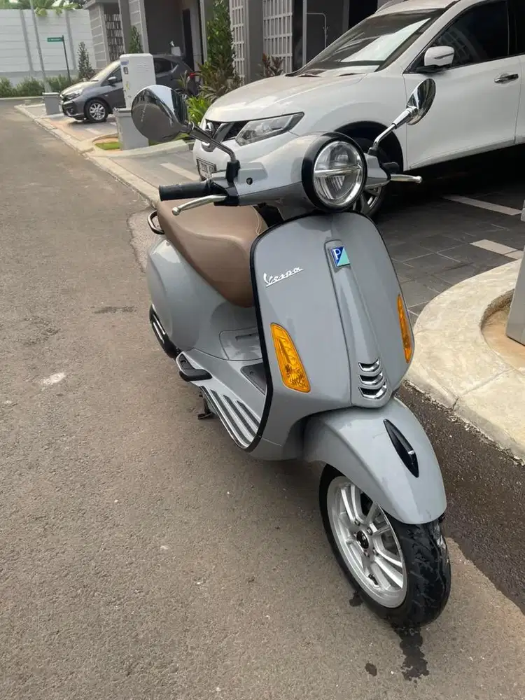 Vespa Primavera 2023
