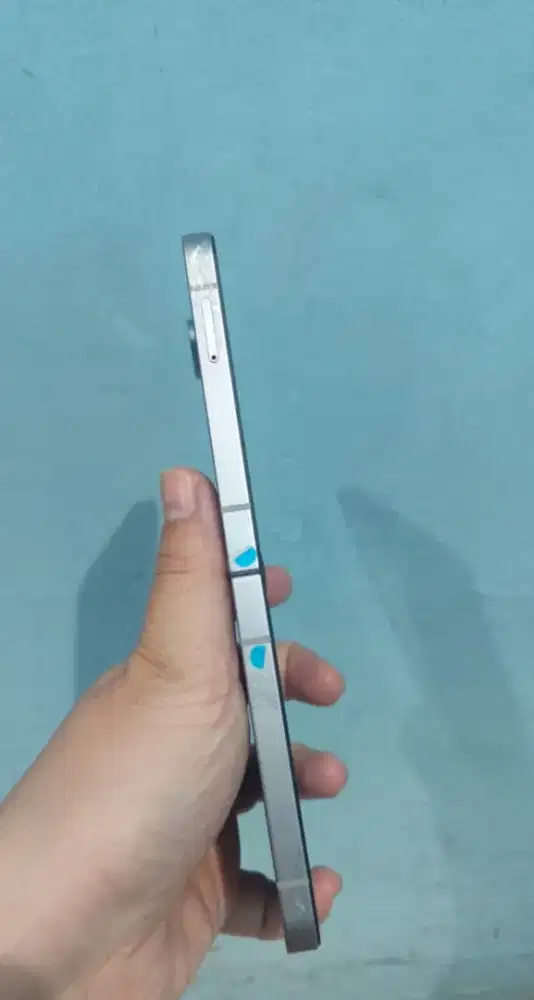 SAMSUNG Z FLIP 6 RAM 12/256 GB LIKE NEW - SILVER - RESMI SEIN