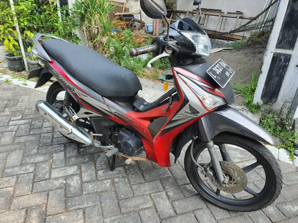 Dijual Honda Supra X Helm In 2012