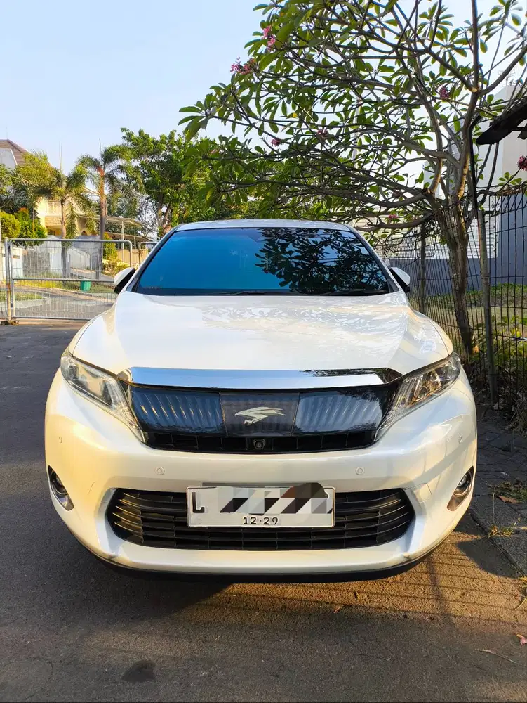 TOYOTA HARRIER 2014 CBU – TANGAN PERTAMA DARI BARU