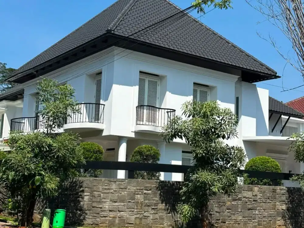 Rumah Disewakan 325 Juta / Tahun ( Nego ) Unfurnished  Minimal sewa 2 Tahun