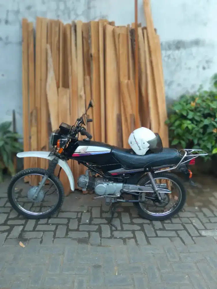 Honda win 100 orsinil