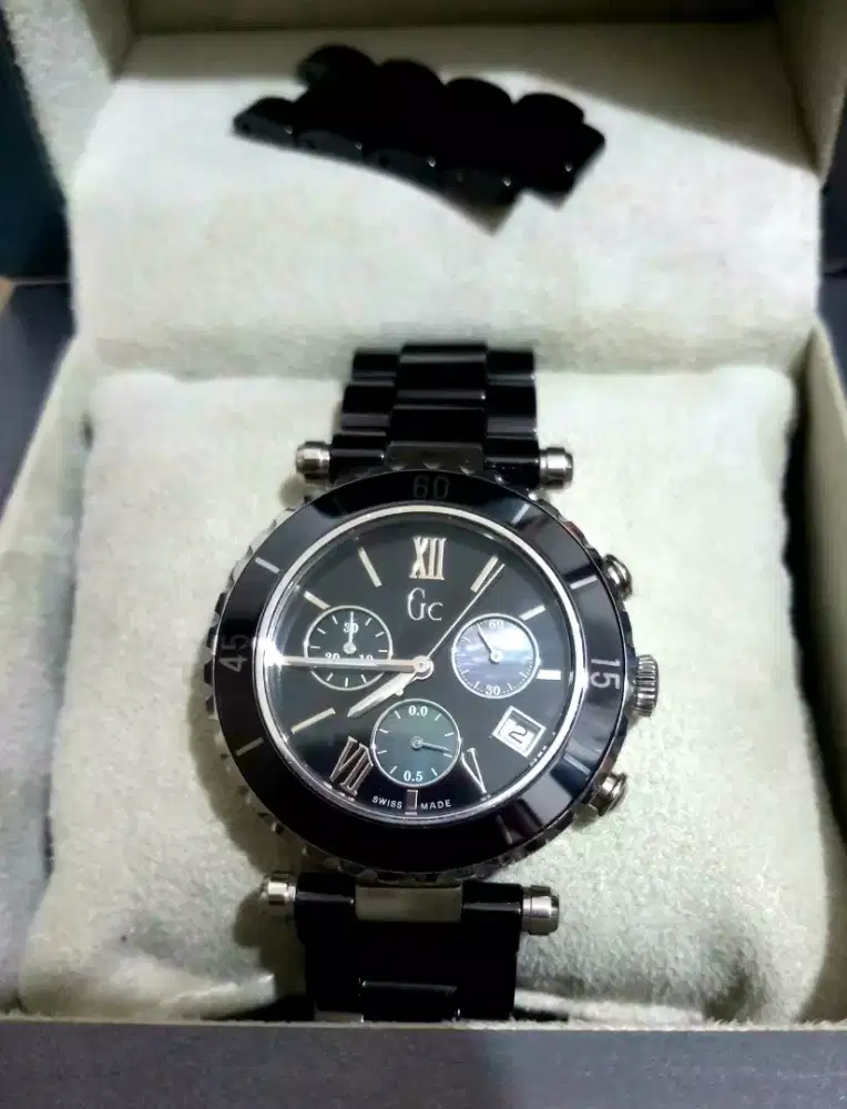 GC Guess Collection Unisex 3.8 cm Jam Tangan Ori Likenew Gucci Celine