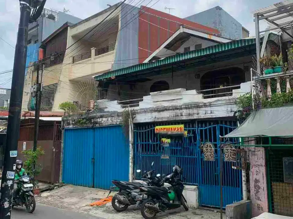 Disewakan Gudang Dua Lantai Gajah Mada Kampung Jawa Kesederhanaan Jakbar Luas 240m2 SHM Murah
