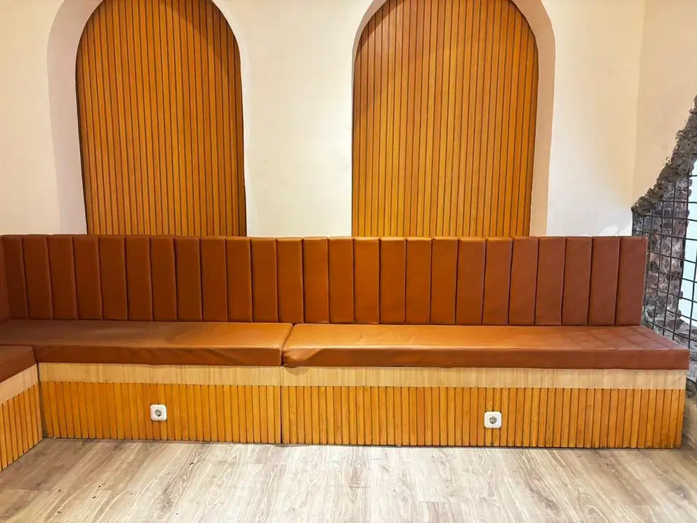 Furniture Cafe dan Sofa L