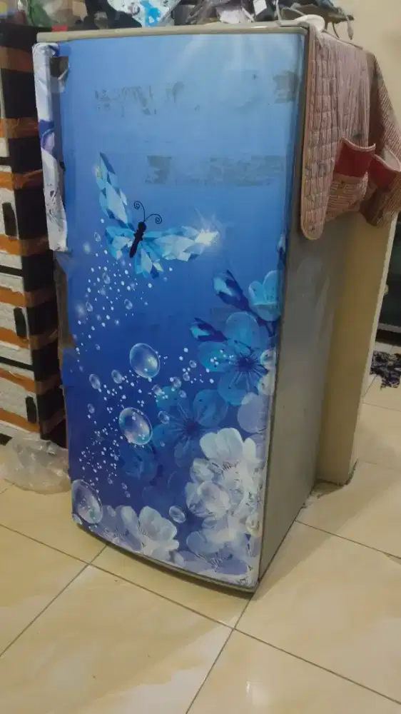 Kulkas Bekas masih layak pakai