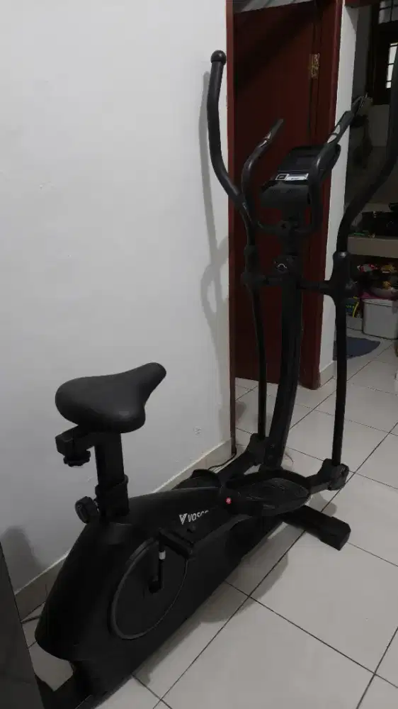 Alat Fitness Elliptical Crosstrainer Bike Magnetic Vosgo Everest Hitam