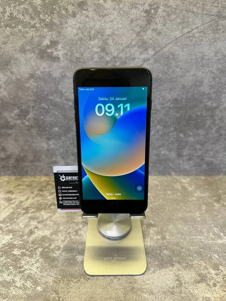 iPhone 8 Plus 64GB | Warna Black