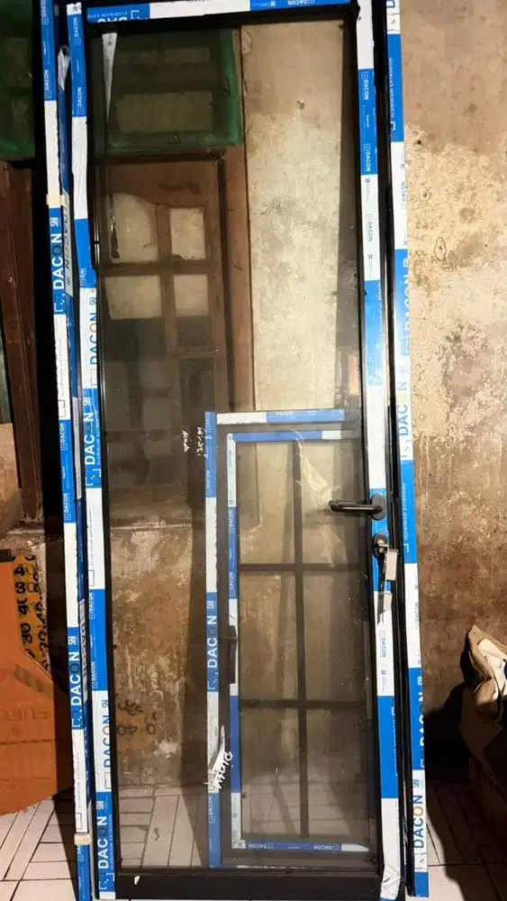 Kusen pontu dsn jendela aluminium