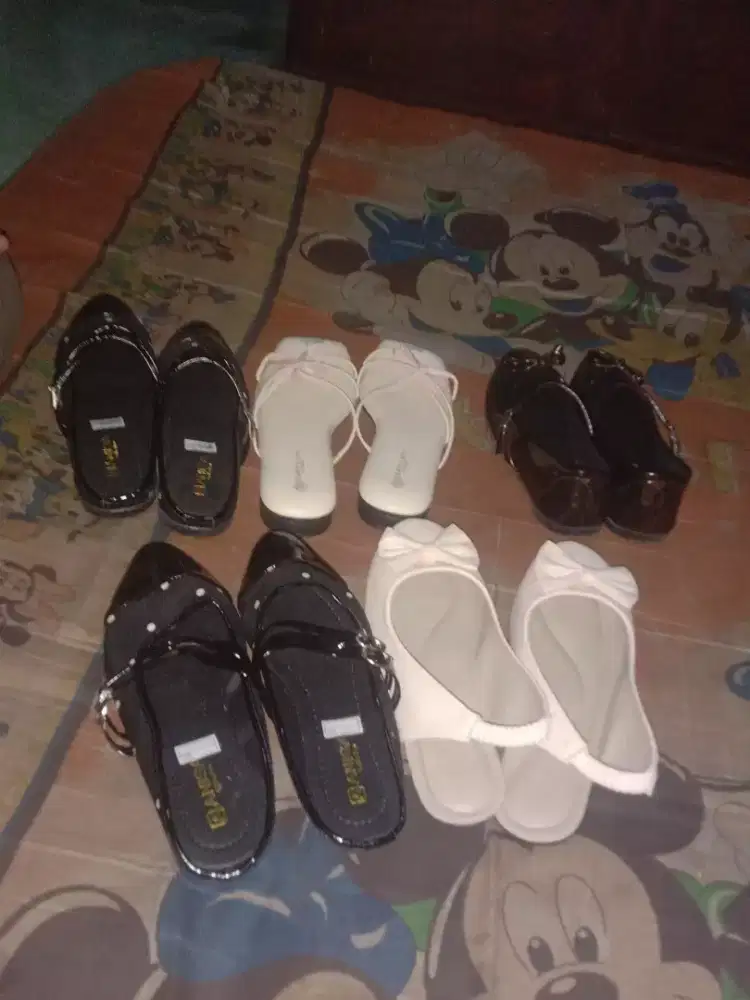 Sepatu sendal balet kekinian