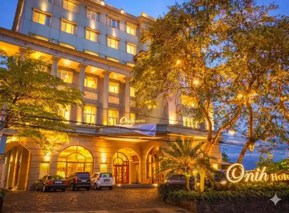 Dijual hotel bogor tengah depan kebun raya istana bogor cck kantor