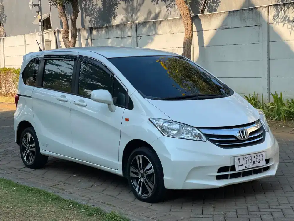 Honda Freed S matic