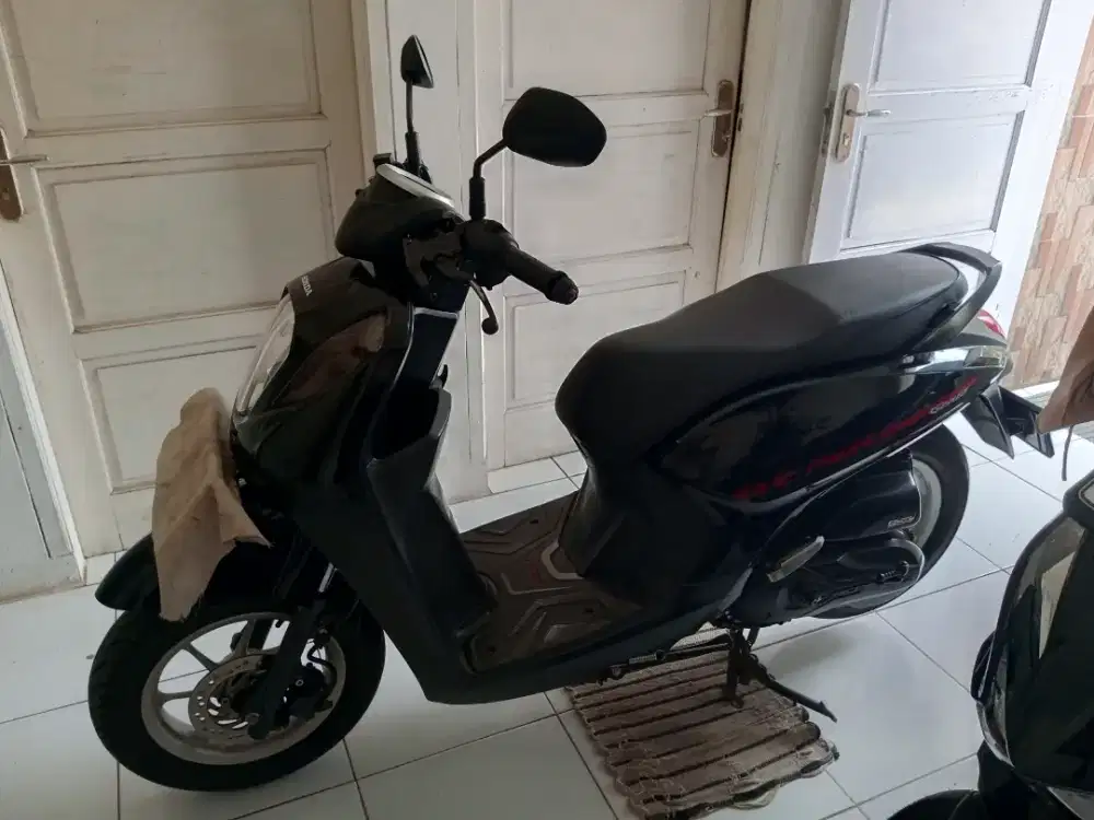 Honda Genio CBS 2023 Ban Donat