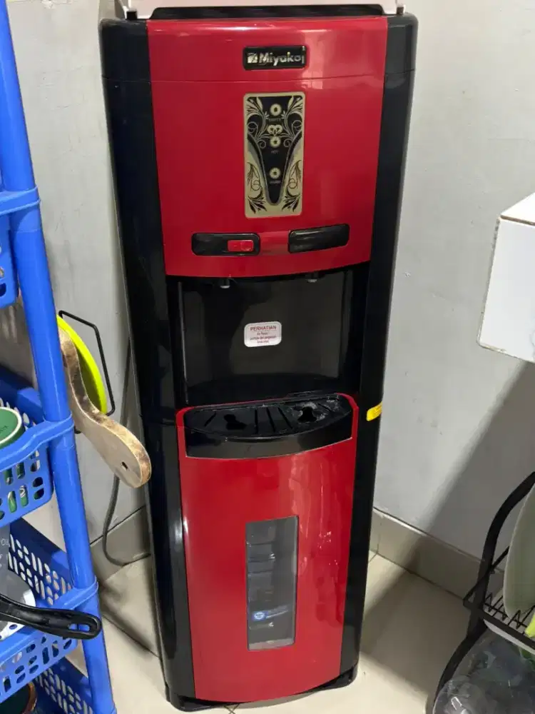 Di jual A/c 0.5 pk ( 2pc merek sharp , changhong) 1 PC Akari 1pk