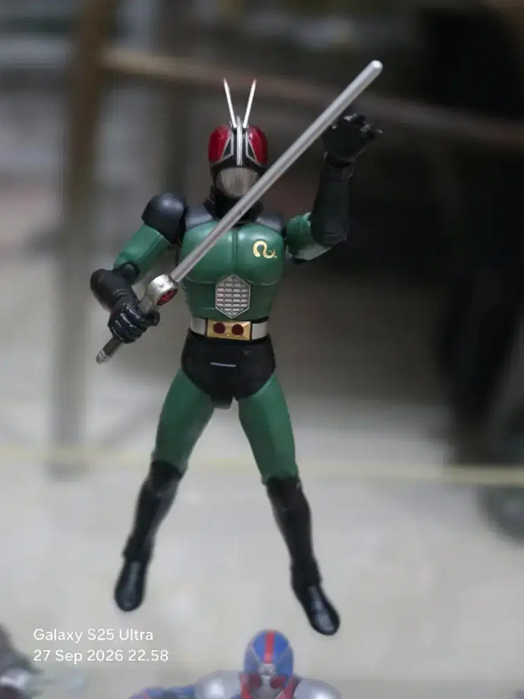 Mainan figure kamen rider rx shfguarts bandai