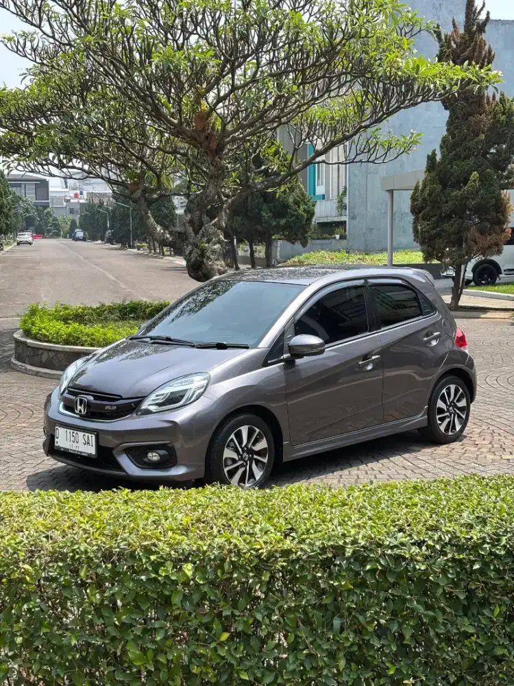 HONDA BRIO RS CVT 2017 LOW KM ISTIMEWA