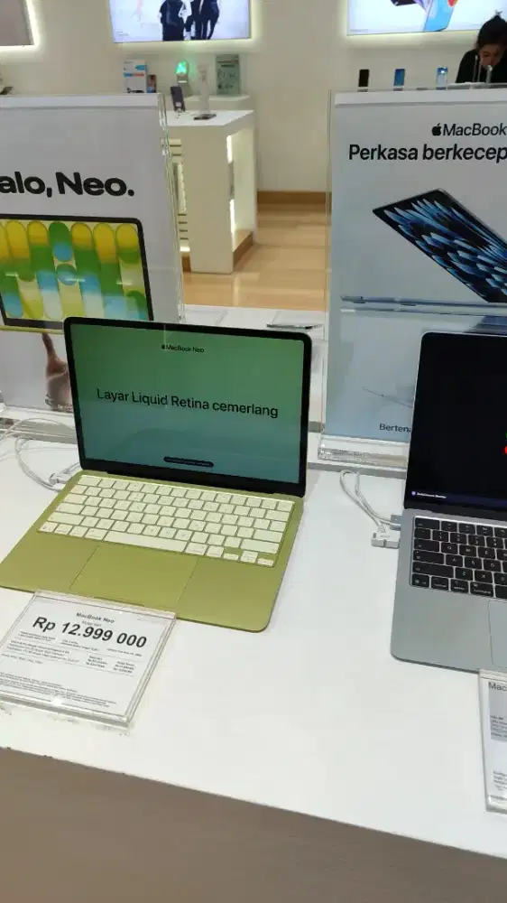 Macbook Neo 256GB bisa kredit bunga ringan free DP