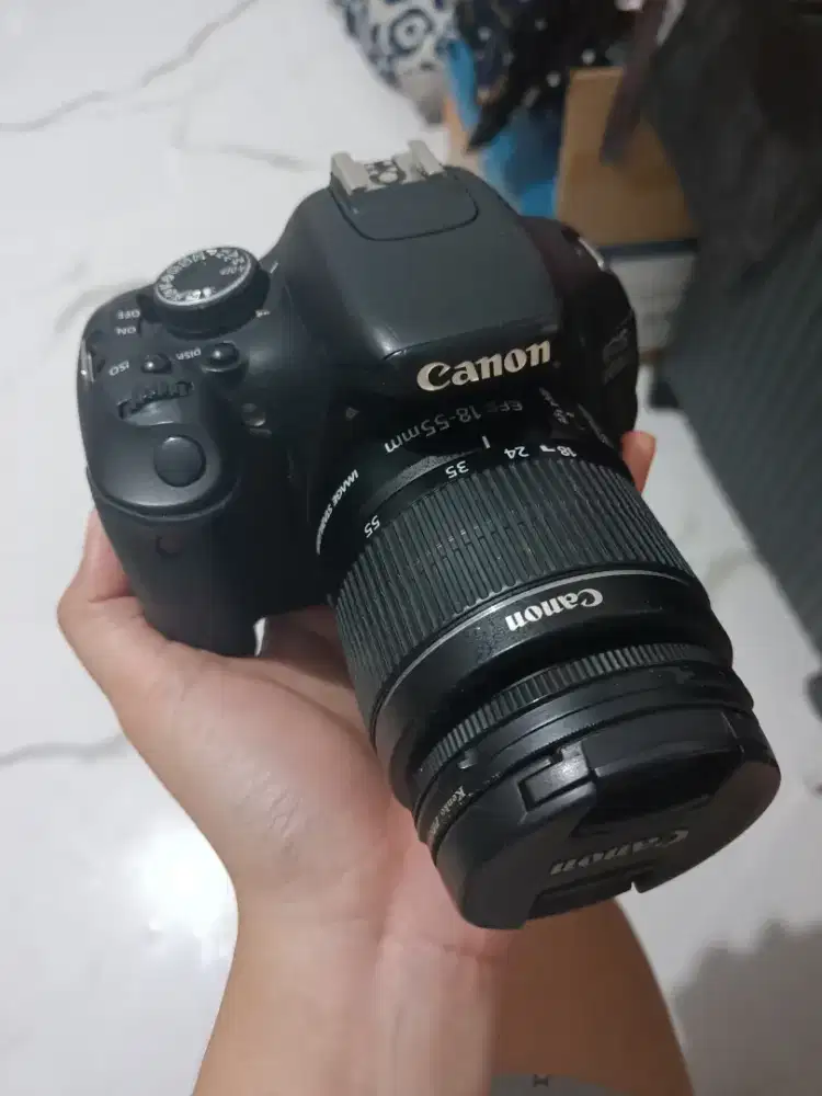 Canon EOS 600D + Lensa Kit 18-55mm IS STM — Bonus Lengkap!