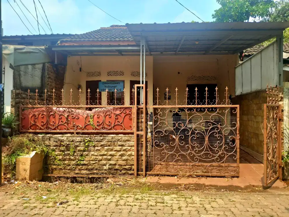 Dikontrakan Rumah 1,5 Lantai 4KT Bukit Cirendeu