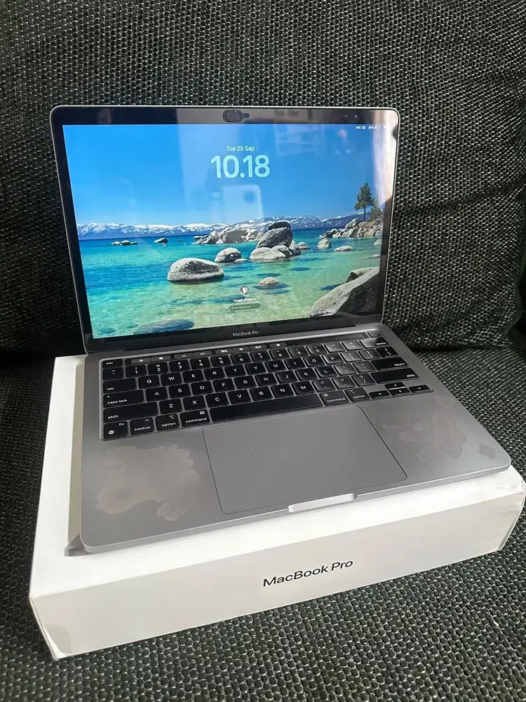 Macbook Pro M1 8/256Gb 13 inch