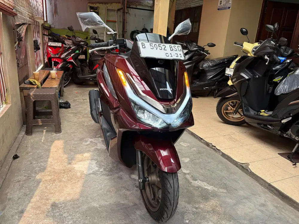 KM 1K HONDA PCX 160 ABS ROADSYNC 2026 BLN 1 NIK 2025 DI CILEDUG HRGPAS